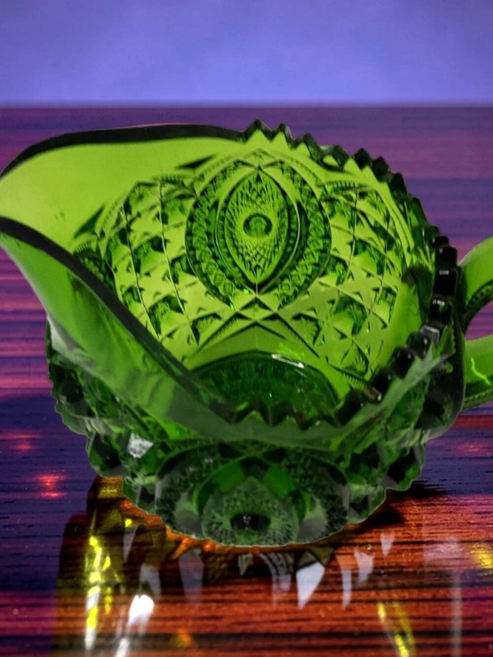 vintage 1960's-1970's indiana pressed glass green beautifully decorated creamer - Picture 3 of 12
